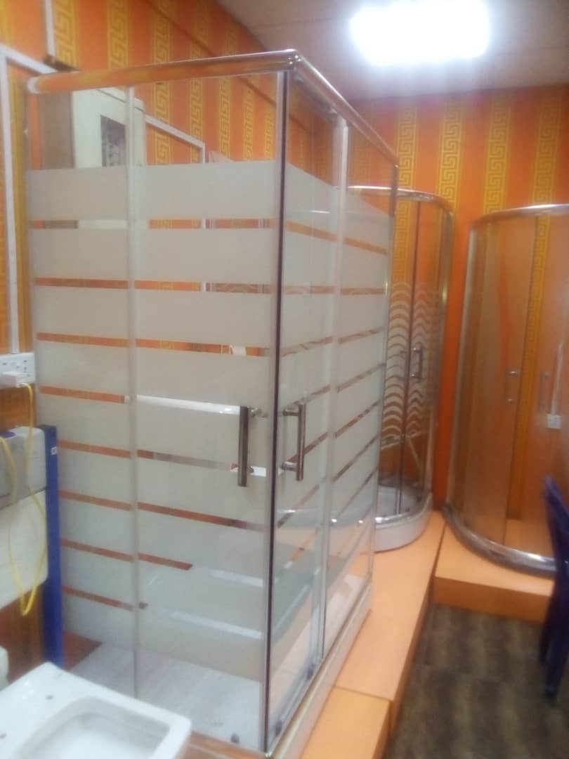 Glass shower installation completed by Ozimco